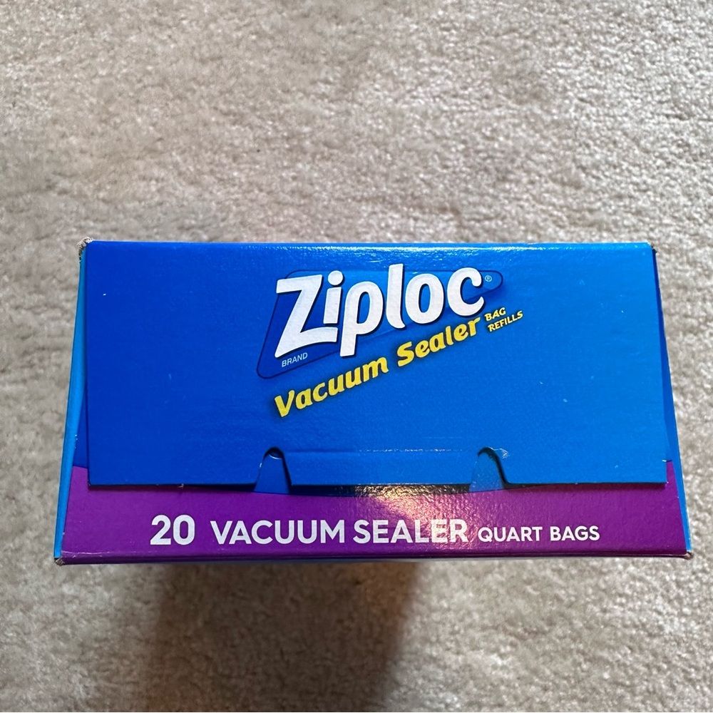 Ziploc Vacuum Sealer bag refills 20 quart bags - Picture 3 of 4